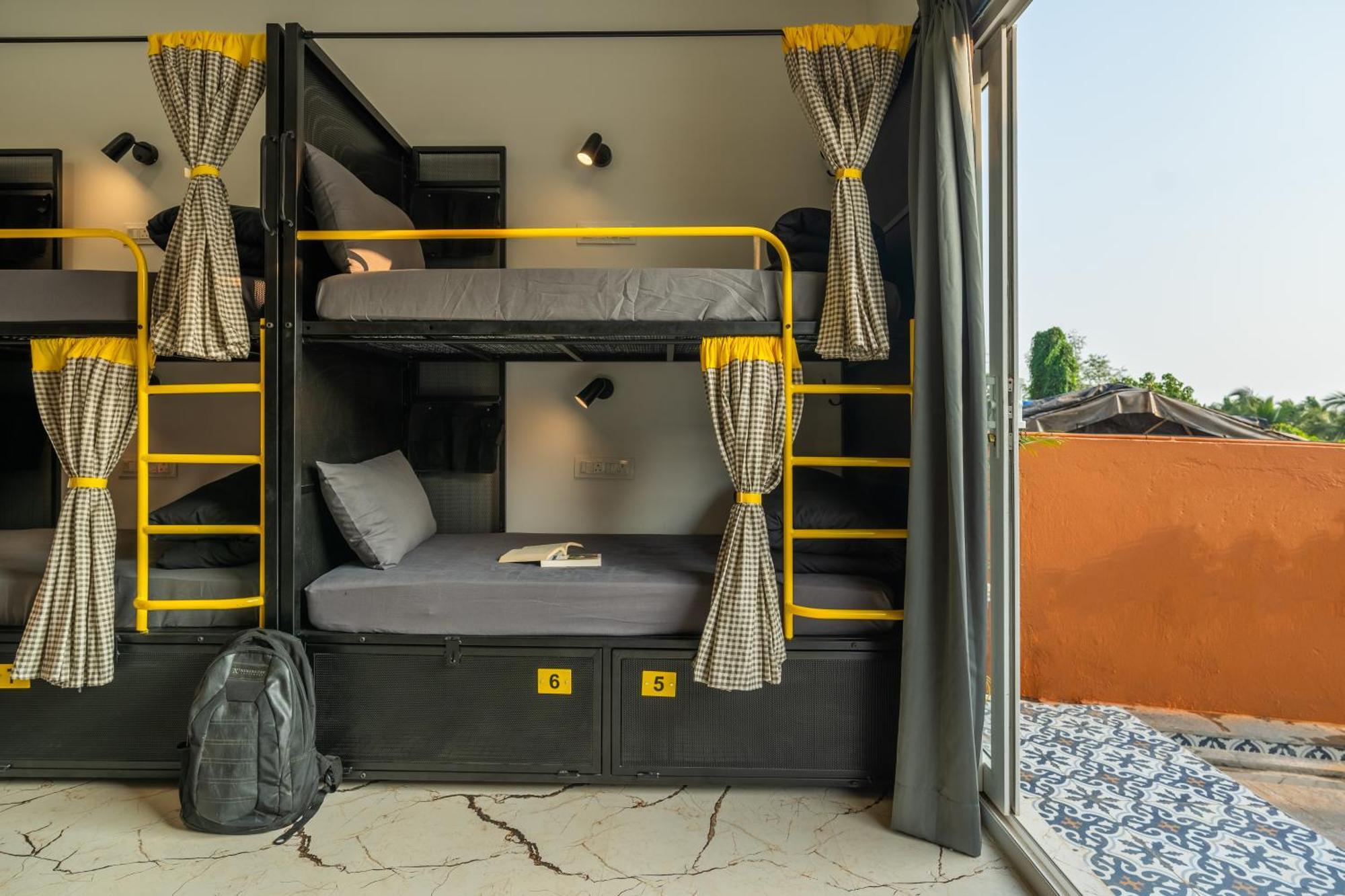 The Hosteller Goa, Mandrem Esterno foto