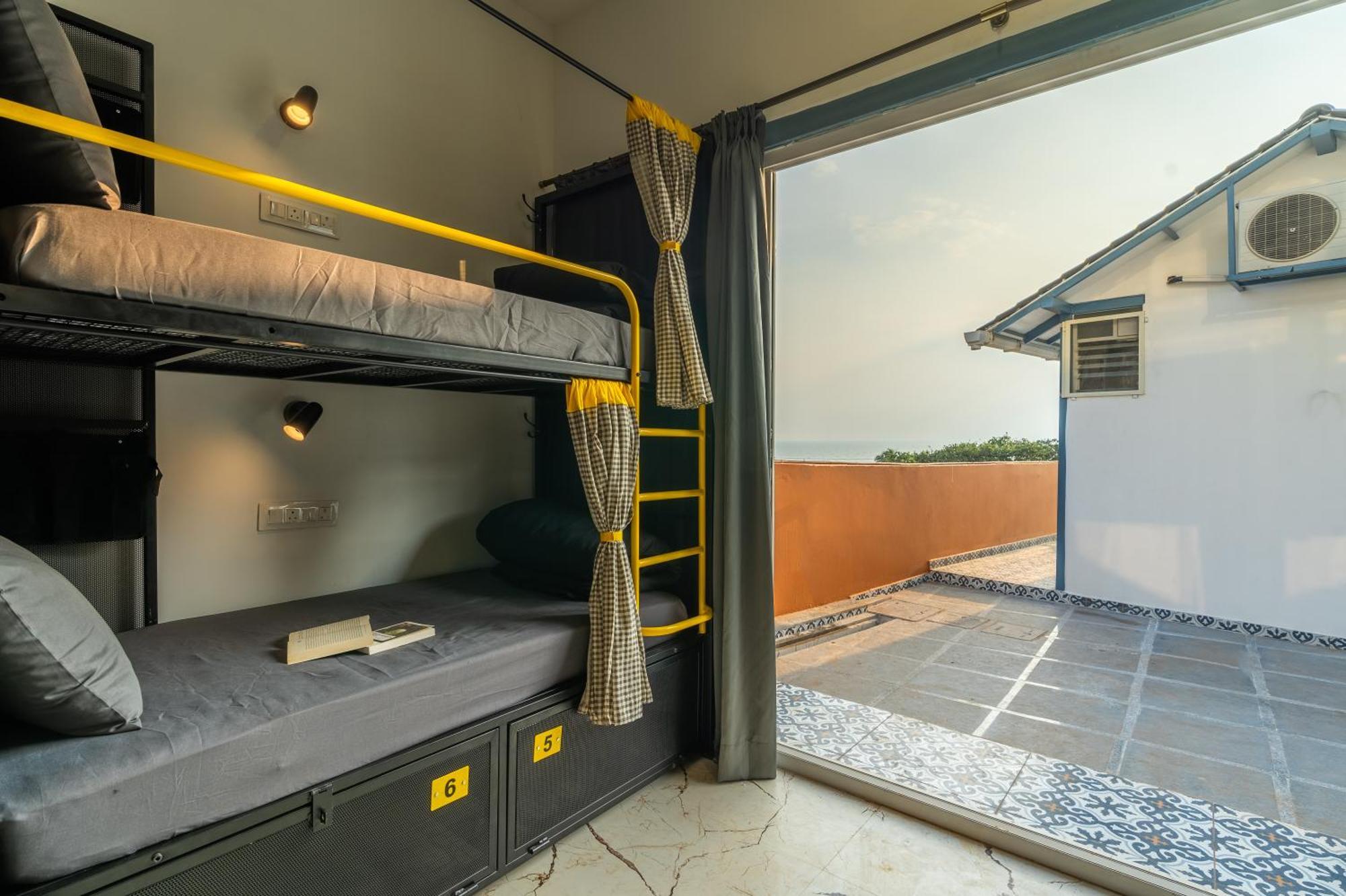 The Hosteller Goa, Mandrem Camera foto