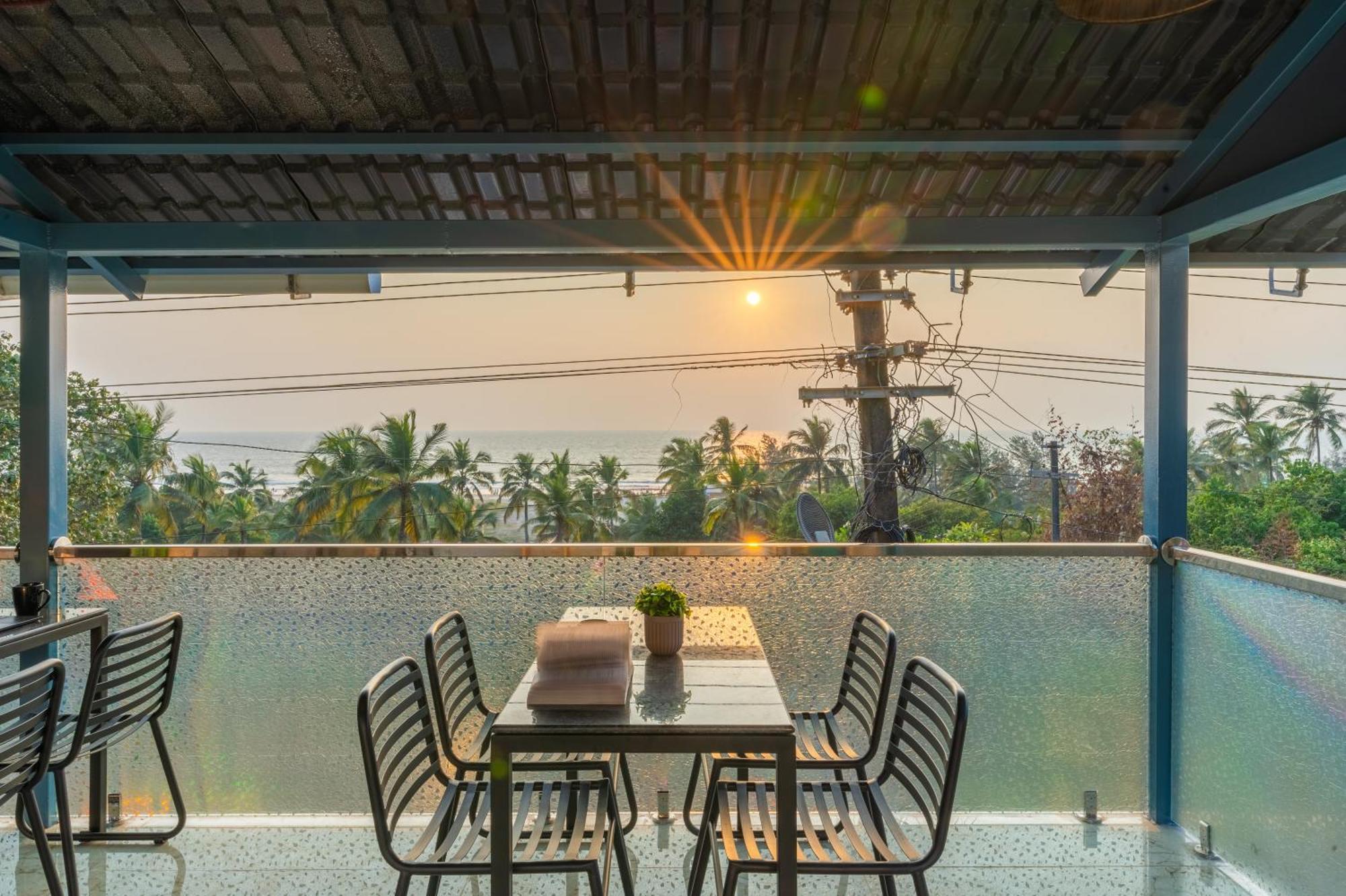 The Hosteller Goa, Mandrem Esterno foto