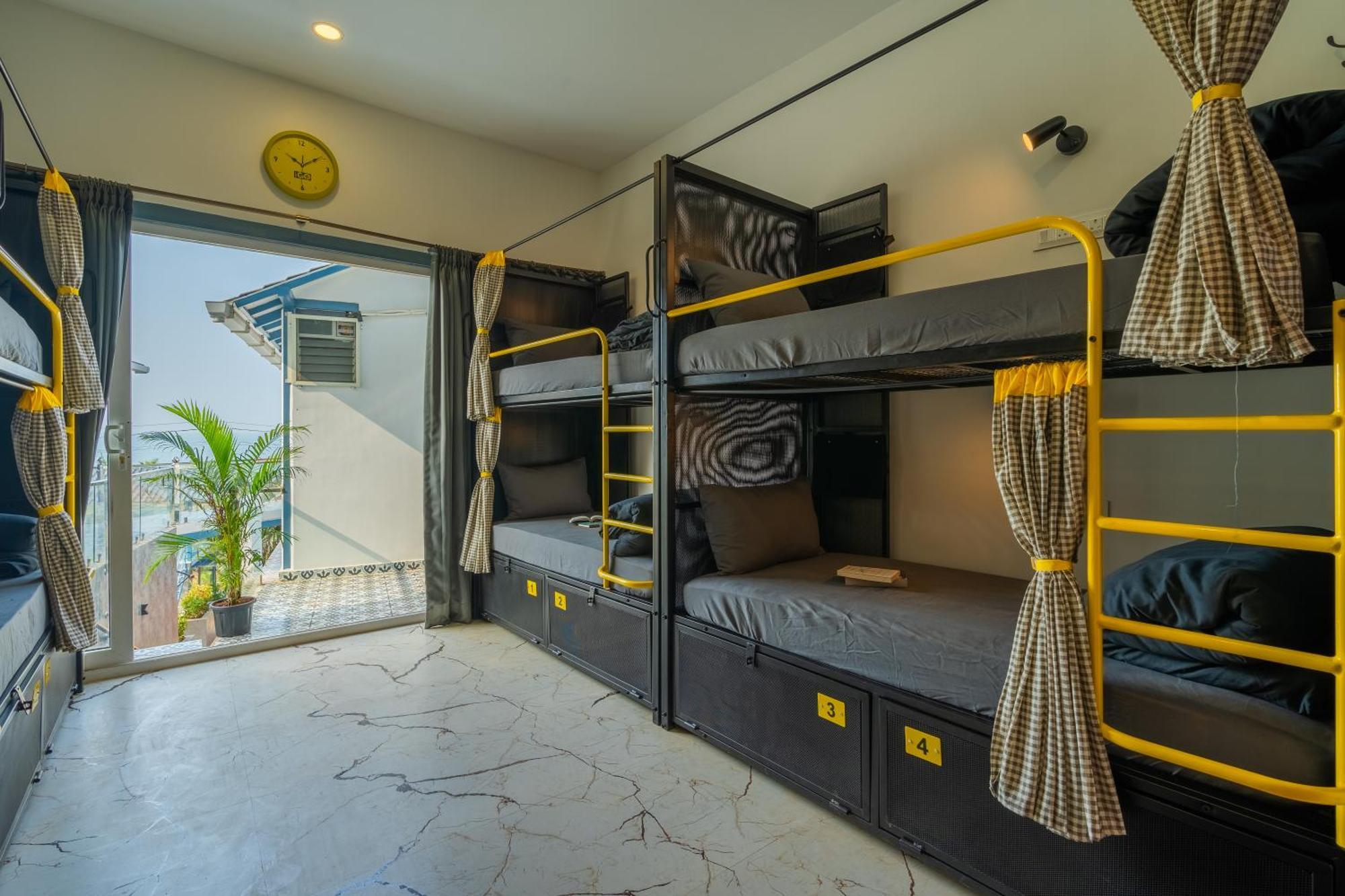 The Hosteller Goa, Mandrem Esterno foto